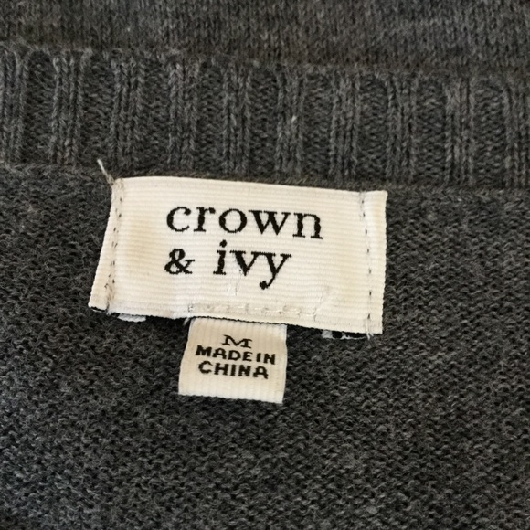 ♦️$10 SALE♦️CROWN & IVY Grey Jeweled Sweater - Picture 4 of 5
